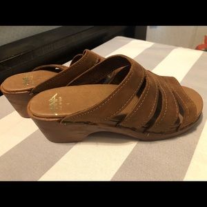 ANNA Swedish clogs brown Wedge Sandals size 8